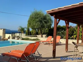 Sea view Residence with 3 bedrooms & Infinity pool - Image 3