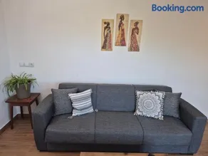 Sergi Home - Image 1