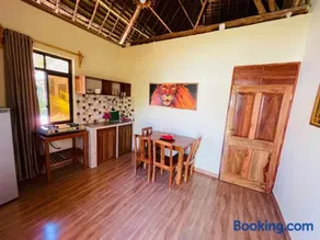 Lulu Bungalows - Image 3