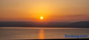 Tiberias Suite 411 - Image 2