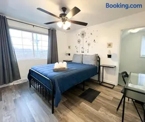 Sunny Queen bedroom feel like home!! - Image 2