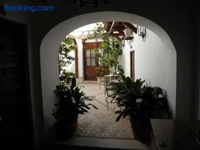 Apartamentos La Columna - Image 4