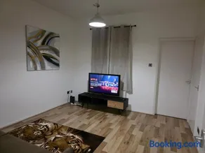 Cozy one bedroom flat - Image 4