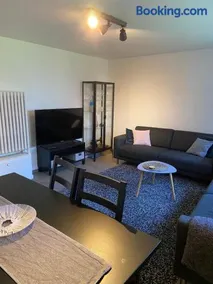 The Little Guesthouse Downtown - Keflavik Airport - Image 5