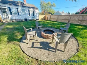 Housepitality- The Bungalow -2 BR - Image 2