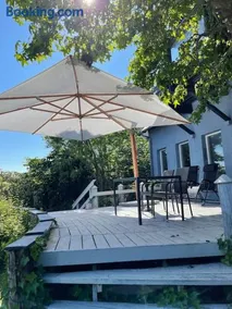 Vidunderlig villa med direkte havudsigt - Image 3
