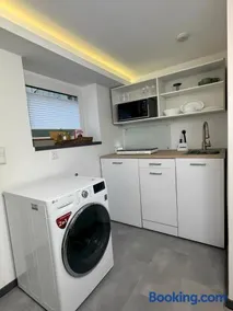 Modern Basement Apt near Phantasialand & Cologne - Image 3