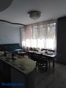 Orchid Apartment - Image 2