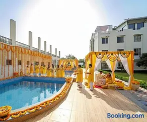 Riviera Grassfield Resort - Image 2