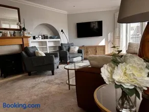 Frinton Escapes - Ashlyns Apartment - Image 4