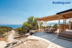 Private Bay Residence - Image 3