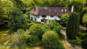 Brook House - Image 1
