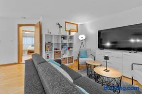 Gemütliche 2.5 Zimmer Wohnung mit privater Sauna - Image 3