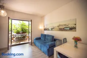 Apartments and a Room Ina - Image 3