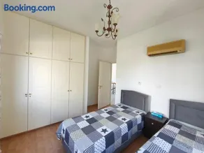 Azure Horizon Villa - Image 5