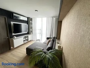 Beautiful 2 bedrooms condo with pool Livo Tower - Image 1