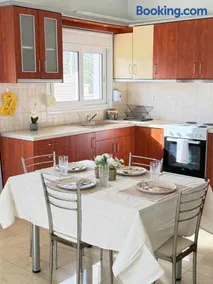 Apartment Mitrou - Image 5