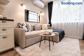 Velora-Delux Apartment in City Center FREE Parking - Image 4