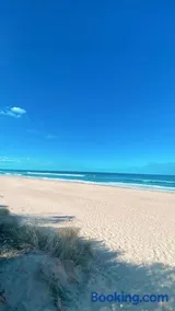 Woodside Beach Seabreeze Haven Escape - Image 2