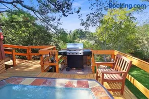 Admiral Benbow - contemporary home with shared boat ramp - Image 5