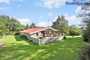 Peaceful Holiday Home On Orø Near Experiences - Image 1