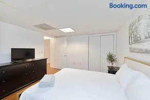 Jackson River Estate 3 dwellings on River w/ Pool sleeps 23 - Image 4