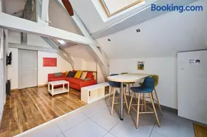 Le Bossuet - Cosy et Charme au Centre Historique - Image 3