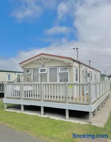 6 Birth cosy caravan 90 Sealands - Image 1