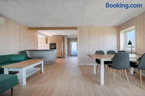 Renovated Beach House With Unique Location - Image 4
