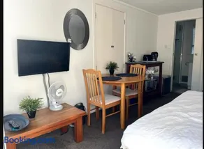 Private Studio Close to city - Image 2