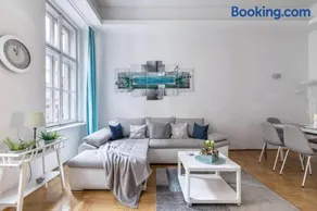 Prime Home Midtown Budapest - Image 1