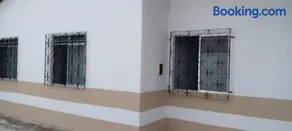 Casa para temporada, com 3 quartos COP 30 - Image 1