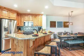 104 Highlands Westview - Image 1