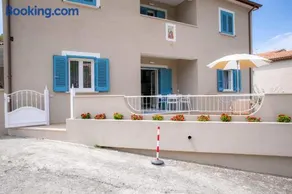 Via Santavenere Apartments - Image 1