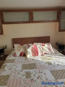 La Chanterie Agréable Mobil-Home Résidentiel Normand - Image 2