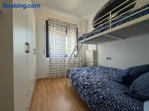Planta Baja con piscina , wifi y parking - Image 4