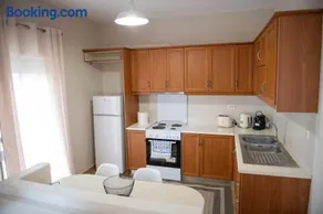 Loucas Home Kalloni Lesvos Central Stay w Balcony - Image 5
