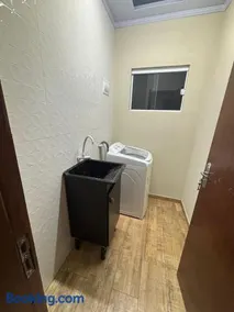 Casa nos fundos com privacidade - Image 2