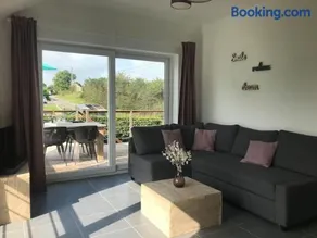 Huis met zonneterras, tuin en panoramisch uitzicht - Image 2
