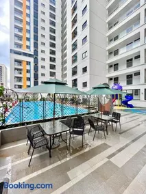Beautifully one bedroom apartment with swimming pool fully equipped gym ample parking space and amazing breathtaking city views - Image 1