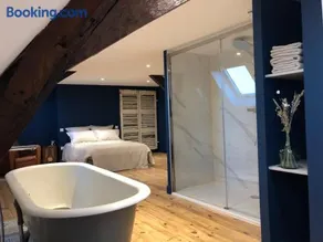 Les chambres Berguoises Superbe Chambre au coeur de Bergues - Image 1