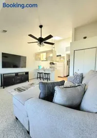 Sunnie Days condo in Oak Harbor on Lake Erie! - Image 1