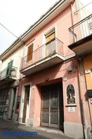 Pavone Etna house - Image 5