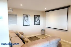 Terfyn Hall holiday Apartment 2 - Image 3