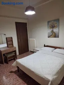 Ermis Hotel - Image 3