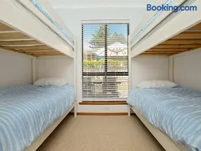 Unit 2 16 Strangways - Ocean Views - No Linen Included - Image 3
