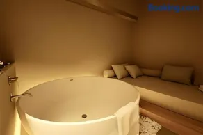 Hedonist SPA - Image 4