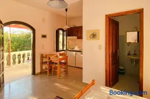 Bayview Apartments - Image 5