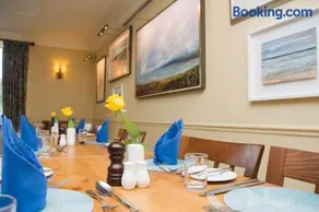 Bridgend Hotel - Image 4