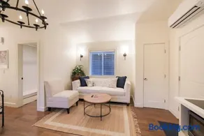 New Tudor Cottage one block from Chico State and downtown with private garage - Image 4